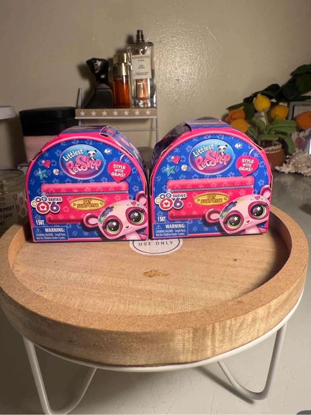 Littlest Pet Shop Pink Surprise Mini Playset Pair - Style with Gems
